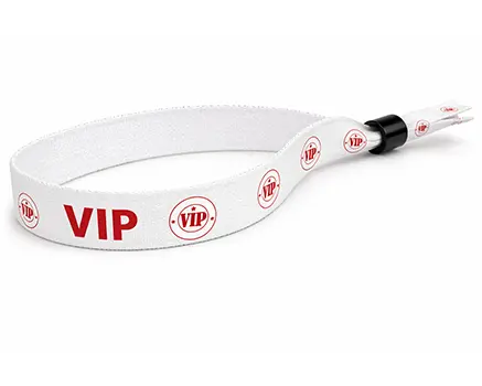 VIP polsbandjes met rode tekst