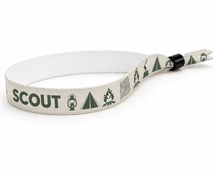 Outdoor polsbandjes met kamp- en scoutingthema