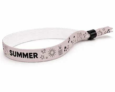 Polsbandjes voor zomerfestivals in roze