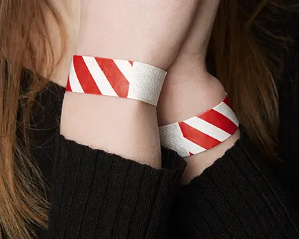 Rood met witte strepen Tyvek polsbandjes