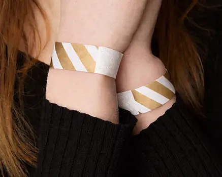 Goud met witte strepen Tyvek polsbandjes